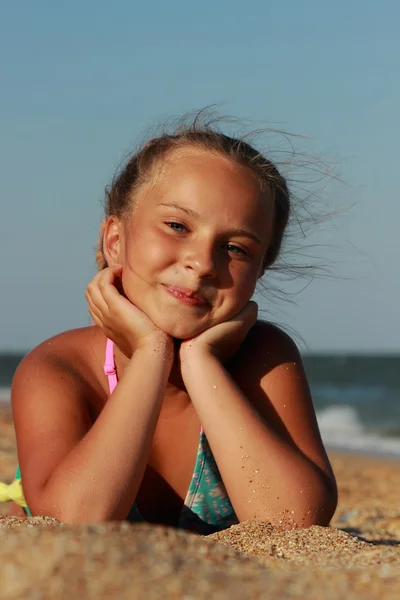 Niña al aire libre — Foto de Stock