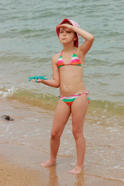 Bambina sul Mar Nero — Foto Stock