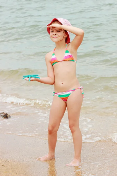 Bambina sul Mar Nero — Foto Stock