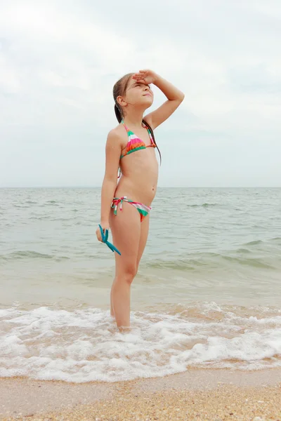 Happy Cheerful Little Girl Starfish Summer Day Theme Summer Vacation — Stock Photo, Image