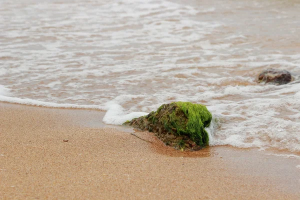 波と海の泡 — ストック写真