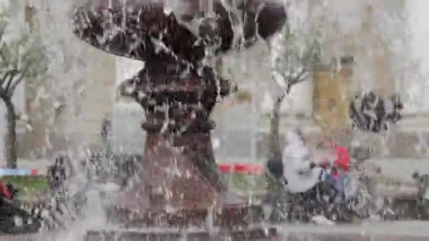 Wasserfall-Brunnen — Stockvideo