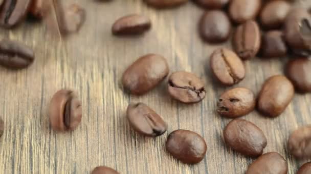 Pile of coffee beans — Stock Video