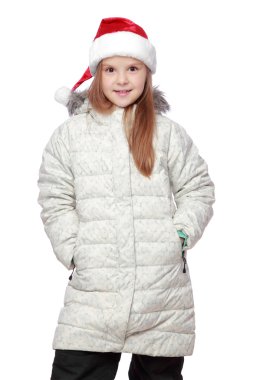 Bir Noel Baba'nın şapka ile neşeli bir kız portresi
