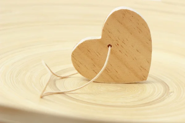 Fából készült szerelmi szimbólum — Stock Fotó