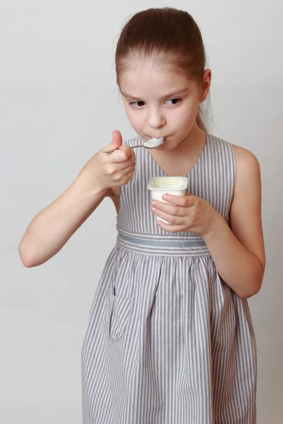 Kid på temat mat och dryck — Stockfoto