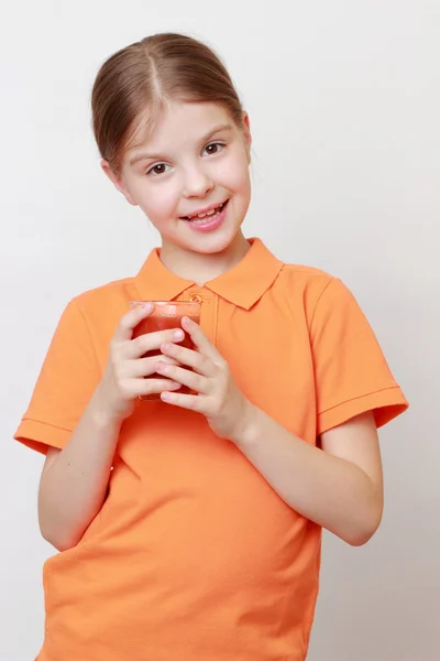 Sonriente niño en el tema de la comida — Foto de Stock