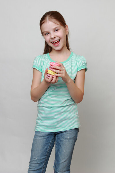 Ребенок на тему еды
