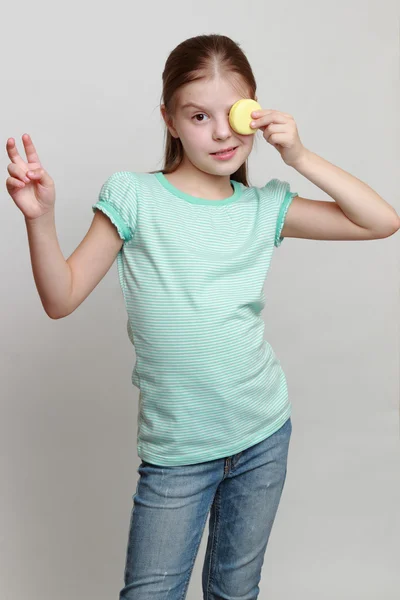 Criança sobre tema de comida — Fotografia de Stock
