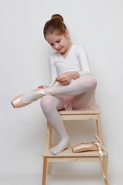 Unga ballerina — Stockfoto