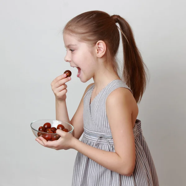 Kid op voedsel thema — Stockfoto