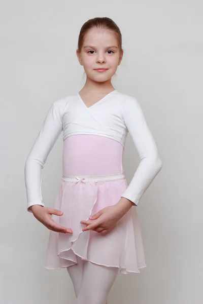 Schöne junge Ballerina — Stockfoto