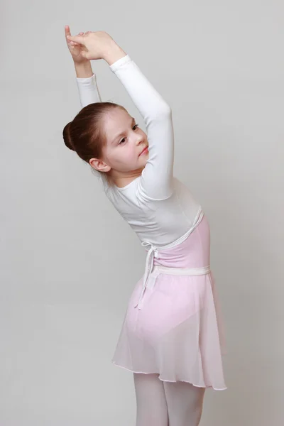 Lovely young ballerina — Stock Photo, Image