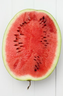 Asabi kırmızı karpuz