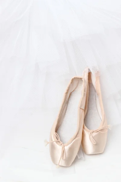 Пуанты для балерины — стоковое фото