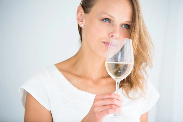 Woman with a glass of wine — Stock Photo, Image