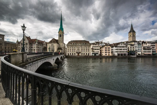 Вид на город Цюрих — стоковое фото