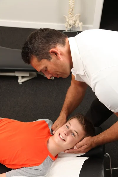 Chiropractor — Stock Photo, Image