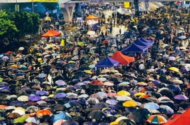 Hong Kong 2014 yılında şemsiye devrim