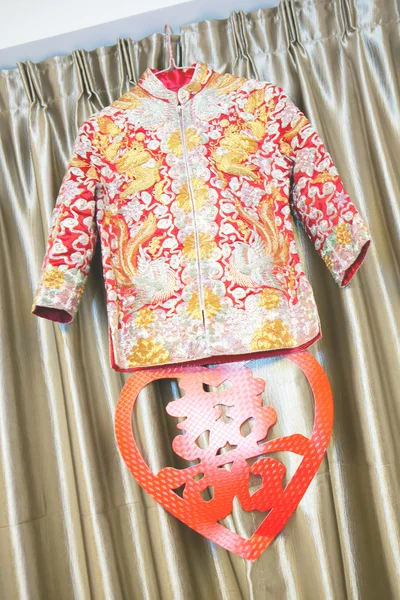 Vêtements de mariage chinois — Photo