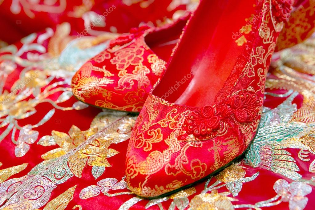 depositphotos 70505393 stock photo chinese wedding shoes