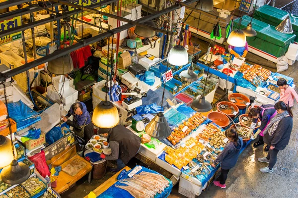 Mercado de mariscos en Seúl — Foto de Stock