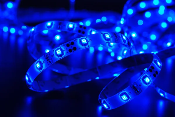 Blauer LED-Streifen Stockbild