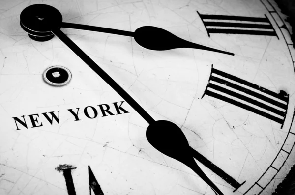 New York black and white clock face — Stock Photo, Image