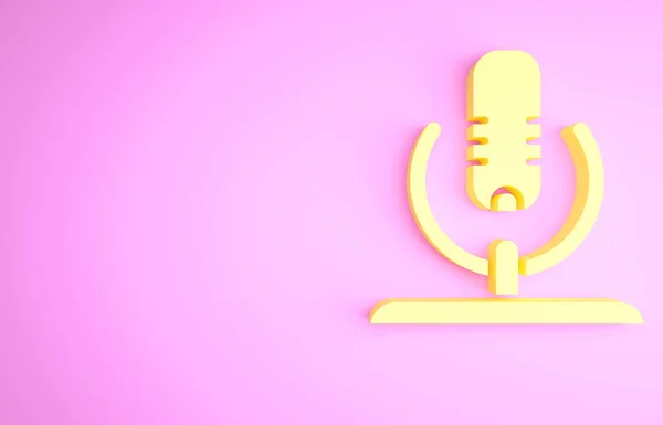 Κίτρινη Εικόνα Μικροφώνου Απομονωμένη Ροζ Φόντο Στο Μικρόφωνο Του Ασυρμάτου — Φωτογραφία Αρχείου