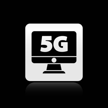 Siyah arkaplanda 5G yeni kablosuz internet kablosuz internet ikonu olan Siyah Monitör. Küresel ağ yüksek hızlı bağlantı veri oranı teknolojisi. Gümüş kare düğme. Vektör.