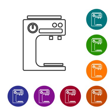 Siyah çizgi kahve makinesi simgesi beyaz arkaplanda izole edilmiş. Simgeleri renk daire düğmelerine ayarla. Vektör.