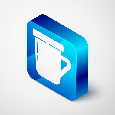 Gri arkaplanda izole edilmiş Isometric Kahve fincanı ikonu. Çay fincanı. Sıcak içecek kahvesi. Mavi kare düğme. Vektör.