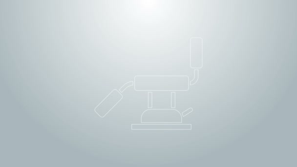 Blauwe lijn Medische tandartsstoel pictogram geïsoleerd op grijze achtergrond. Tandartsstoel. 4K Video motion grafische animatie — Stockvideo