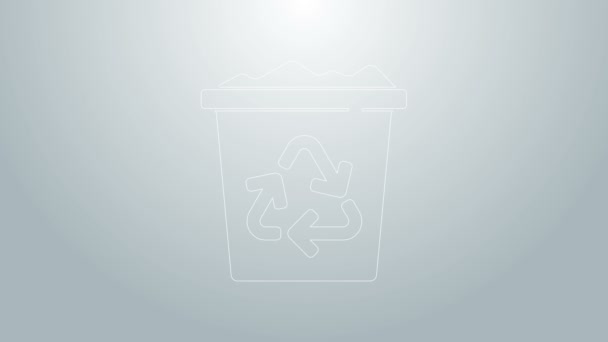 Blauwe lijn Prullenbak met recycle symbool pictogram geïsoleerd op grijze achtergrond. Prullenbak icoon. Vuilnisbak bord. Prullenbak bord. 4K Video motion grafische animatie — Stockvideo