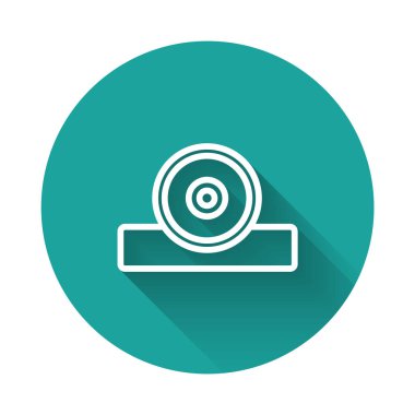 Beyaz çizgi Otolaryngological baş yansıtıcı ikonu uzun gölgeli izole edilmiş. Hastaların kulak, boğaz ve burun muayenesi için ekipman. Yeşil daire düğmesi. Vektör.