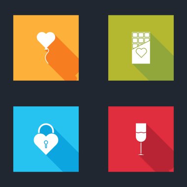 Balonu kalp şeklinde, çikolatayı, Castle 'ı şekil ve şarap ikonu olarak ayarla. Vektör.