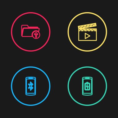 Akıllı telefonu bluetooth, pil şarjı, film alkışı ve ok klasörü ikonu indirme ile ayarla. Vektör.