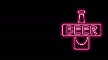 Parlayan neon hattı bira şişesi simgesi siyah arka planda izole edildi. 4K Video hareketli grafik canlandırması
