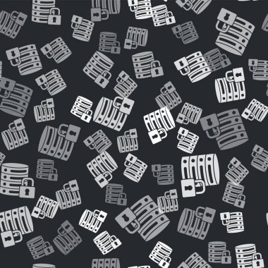 Gri sunucu güvenliği, kapalı asma kilit simgesine sahip. Siyah arkaplanda kusursuz desenler var. Güvenlik, güvenlik, koruma kavramı. Vektör.