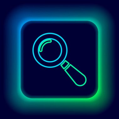 Parlayan neon çizgisi büyüteç simgesi siyah arkaplanda izole edildi. Arama, odaklanma, yakınlaştırma, iş sembolü. Renkli taslak konsepti. Vektör