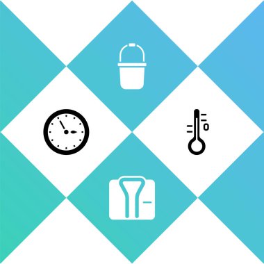 Sauna saatini, bornozu, kovayı ve termometre simgesini ayarla. Vektör