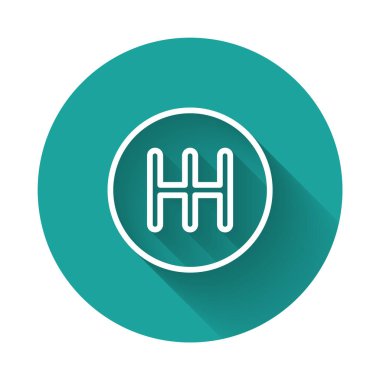 Beyaz çizgi vites değiştiren simgesi uzun gölge arkaplanı ile izole edildi. İletişim simgesi. Yeşil daire düğmesi. Vektör