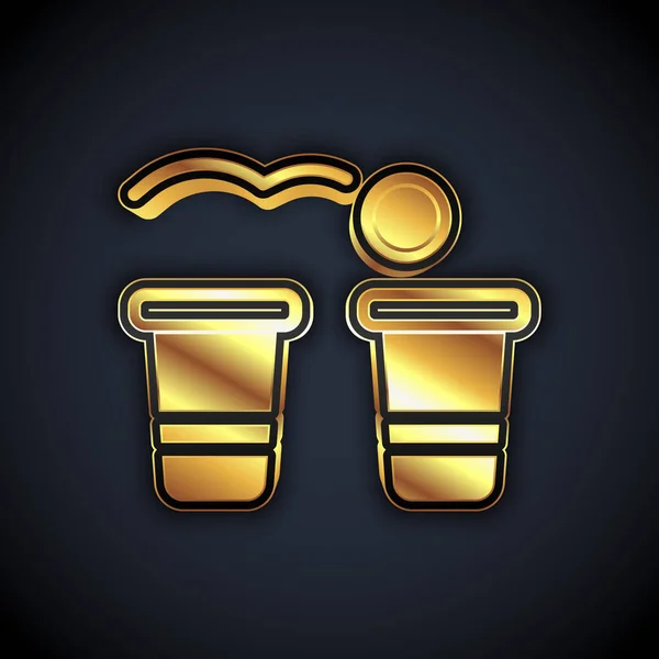 Gold Beer Pong Spel Ikon Isolerad Svart Bakgrund Alkoholpartyspel Vektor — Stock vektor