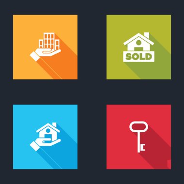 Gökdelen 'i ayarla, metin satıldı, emlakçı ve ev anahtarı simgesi ile asılıyor. Vektör