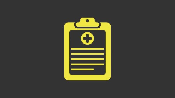 Žlutá Lékařská schránka s ikonou klinického záznamu izolované na šedém pozadí. Formulář zdravotního pojištění. Zpráva o lékařských prohlídkách. Grafická animace pohybu videa 4K — Stock video