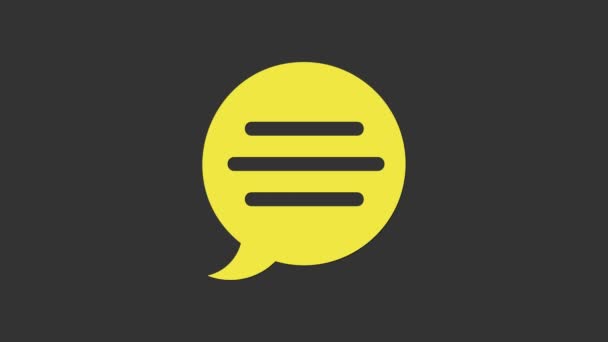 Yellow Speech bańka czat ikona izolowane na szarym tle. Ikona wiadomości. Komunikacja lub komentarz symbol czatu. 4K Animacja graficzna ruchu wideo — Wideo stockowe