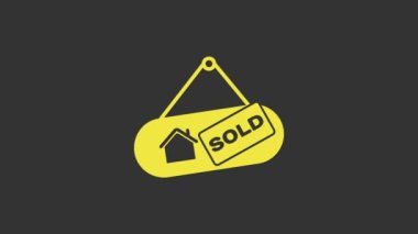 Sarı asma işareti ve gri arkaplanda izole edilmiş metin simgesi. Çıkartma satıldı. Tabela satıldı. 4K Video hareketli grafik canlandırması