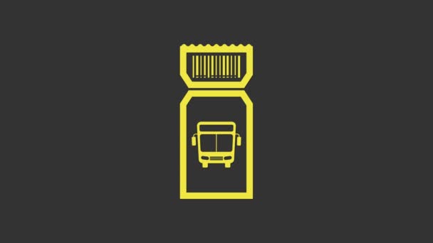 Sárga buszjegy ikon elszigetelt szürke háttér. Tömegközlekedési jegy. 4K Videó mozgás grafikus animáció — Stock videók