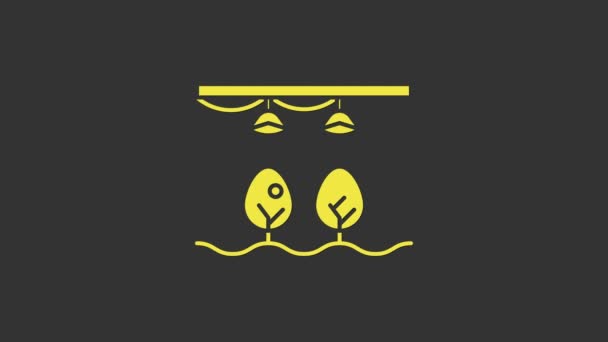 Žlutá Smart farma s žárovkou a ikonou symbolu rostliny izolované na šedém pozadí. Grafická animace pohybu videa 4K — Stock video