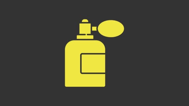 Botella Aftershave amarilla con icono atomizador aislado sobre fondo gris. Icono de spray de Colonia. Frasco de perfume masculino. Animación gráfica de vídeo 4K — Vídeos de Stock